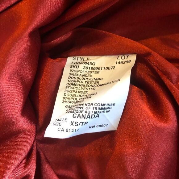 Le Chateau | Strapless Red Mini Dress - Picture 4 of 4